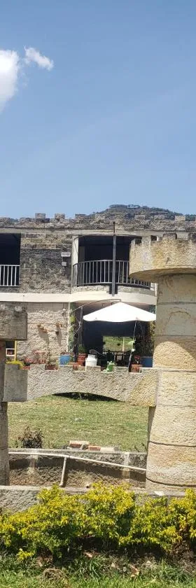 Hotel Campestre La Fuente - Piscina，位于莫尼基拉的酒店