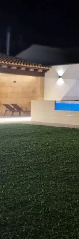 Casa Rural del Pantano 4 Estrellas，位于Buenache de Alarcón的酒店