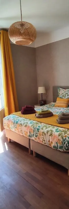 Toul superbe appartement plein centre，位于图勒的酒店