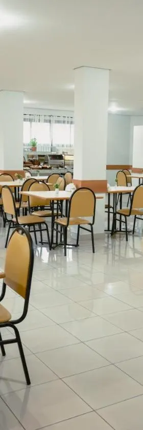 欧鲁拉夫拉斯酒店，位于拉夫拉斯的酒店
