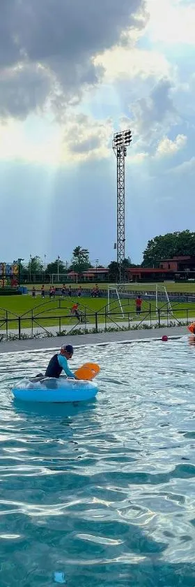Yaowarate Sport Club and Resort ไร่เยาวเรศ，位于Ban Mae Ho Phra的酒店