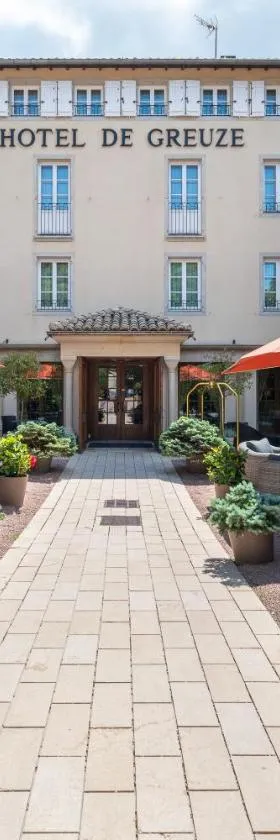Demeures & Châteaux - Hôtel Greuze & Spa Tournus，位于图尔尼的酒店