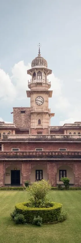 Umed Bhawan Palace, Kotah，位于科塔的酒店