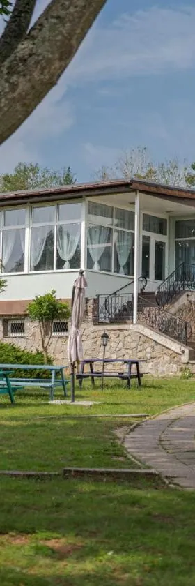 Ośrodek Wypoczynkowy Leśne Ustronie，位于Witnica的酒店