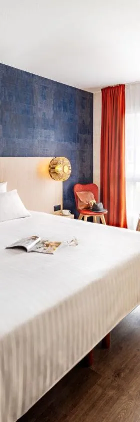 Hôtel Valdys Thalasso & Spa - L'Escale Marine，位于杜瓦讷内的酒店