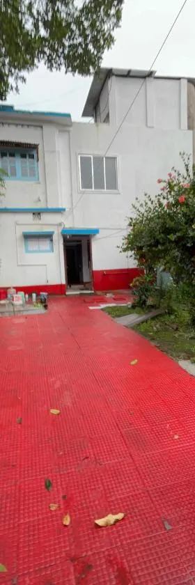 Raj Andar Guest House，位于阿加尔塔拉的酒店