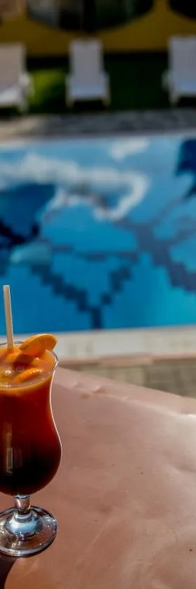 阿芙罗狄蒂酒店，位于佐洛卡罗斯的酒店