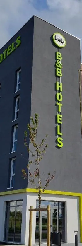 B&B HOTEL Orléans Saran，位于萨兰的酒店