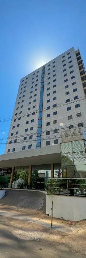 Stay Inn Hotel，位于因佩拉特里斯的酒店