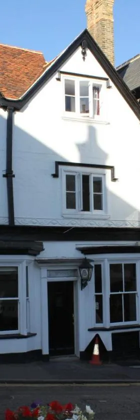 The George Hotel Stansted Airport，位于彼索普斯托福的酒店