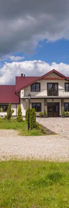 Folwark Księżnej Anny，位于谢米亚蒂切的酒店