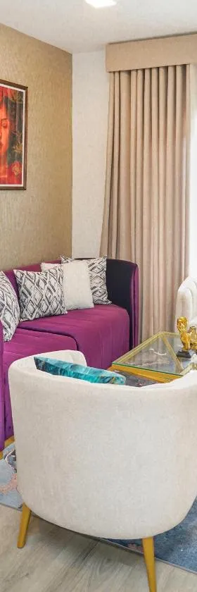 Fairway Velvet Vista 3 Bedroom Apartment with Pool and Gym，位于科伦坡的酒店