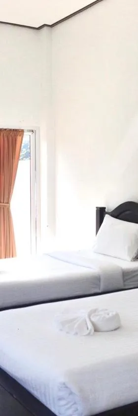 Kachapol Hotel，位于Ban Phai Bae的酒店