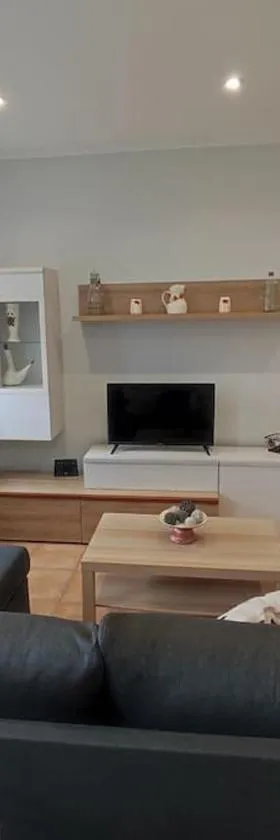 Apartamento Lujoma，位于穆罗斯的酒店