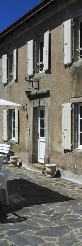Domaine Sainte Germaine chambre d'hôte Stevenson，位于Luc的酒店