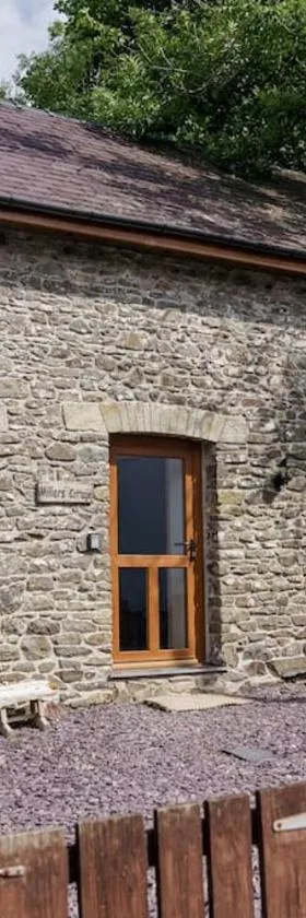 Millers Cottage，位于兰达西尔的酒店