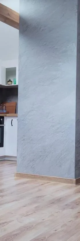 OsiedLOVE Poddasze，位于延杰尤夫的酒店