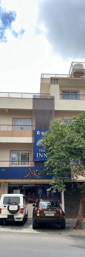 Open Hotel by Olive - The INN，位于迈索尔的酒店