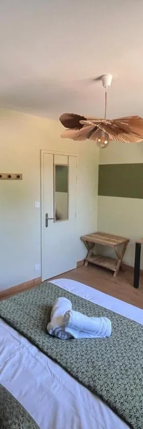 Logis de Bois Vert，位于布雷叙尔的酒店
