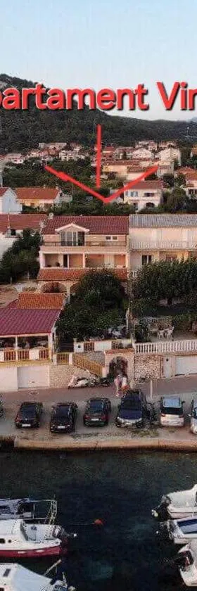 APARTMAN VINKO，位于巴尔巴特纳拉布的酒店