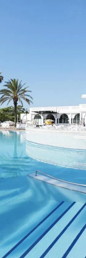 Grupotel Mar de Menorca，位于埃斯卡纳特尔的酒店