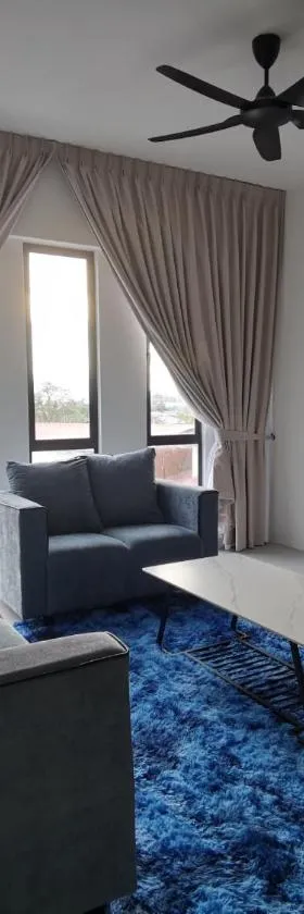 2 Bedrooms Homestay at Jalan Arang，位于古晋的酒店