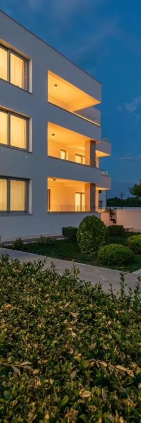 Rooms & Apartments Niko，位于苏科尚的酒店