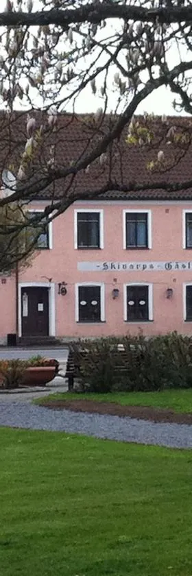 斯科瓦普斯加斯特吉瓦尔加德酒店，位于Skivarp的酒店