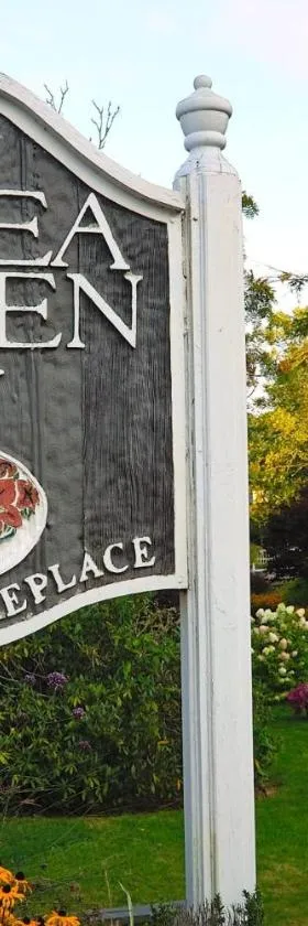 Azalea Garden Inn，位于布洛英罗克山的酒店