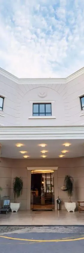Class Hotel Varginha，位于瓦尔任阿的酒店