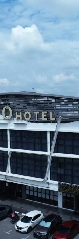 Amigo Hotel Bintulu，位于民都鲁的酒店