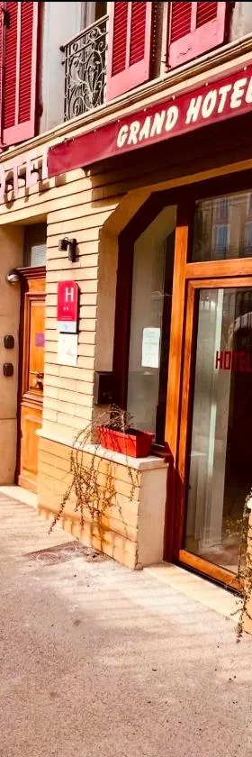乐格兰德酒店，位于福卡尔基耶的酒店