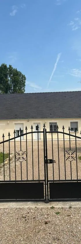 La maison Opale, 10 mn du Zoo de Beauval，位于Saint-Romain-sur-Cher的酒店