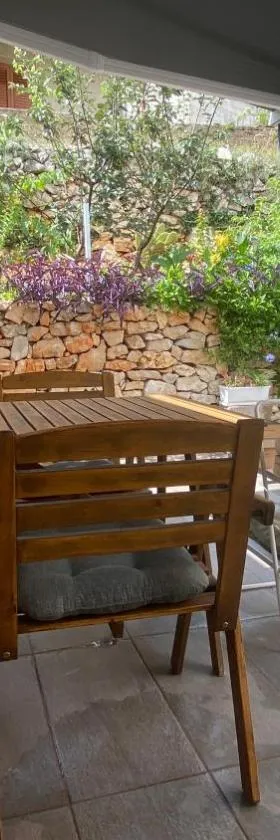 Kuća za odmor ASTREA，位于扎顿的酒店