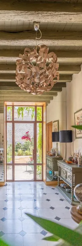 Le jardin des cordeliers，位于塔拉斯孔的酒店