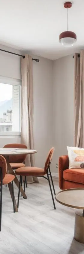 Le Vercors - Gare - CEA - STMicro，位于方黛涅的酒店