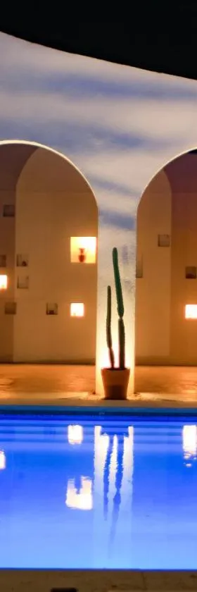 Roka Hotel Boutique，位于博阿维斯塔的酒店
