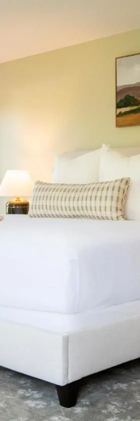 The Pathmaker Hotel，位于巴港的酒店
