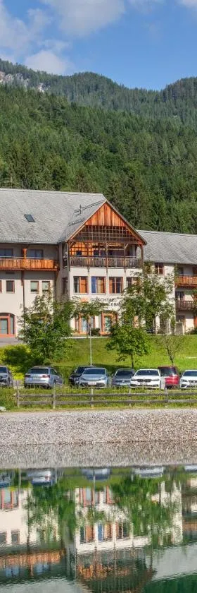 JUFA Hotel Gitschtal，位于魏斯布里阿赫的酒店