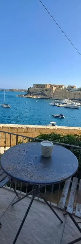 Seaview Gem in Birgu Malta!，位于比尔古的酒店