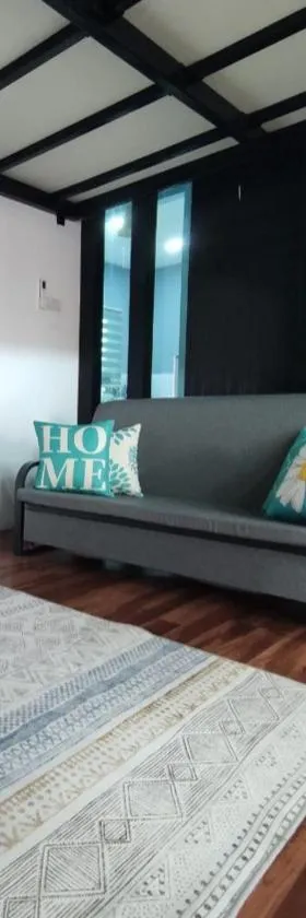 Maileyna Homestay 2，位于Kampong Alor Merah的酒店