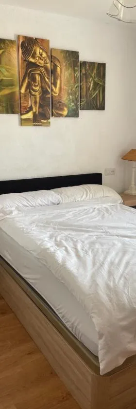 Bonito apartamento Cistierna，位于西斯铁尔纳的酒店
