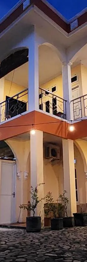 Delfika 2 Guest House，位于Bandanaira的酒店