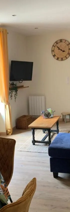 Le Petit Perché，位于Val-au-Perche的酒店