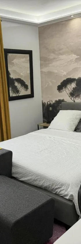 Domus26 Chambre ORIENTEM，位于Montaigu-Vendée的酒店