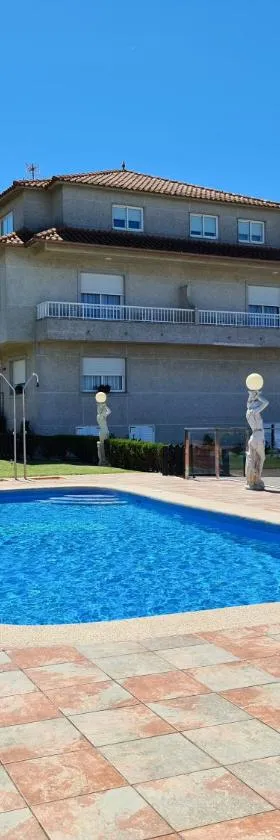 Pensión Residencia Cecilia，位于Aios的酒店