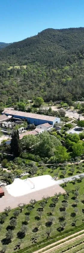 Ultimate Provence Hotel & Spa，位于拉加尔代弗雷纳的酒店