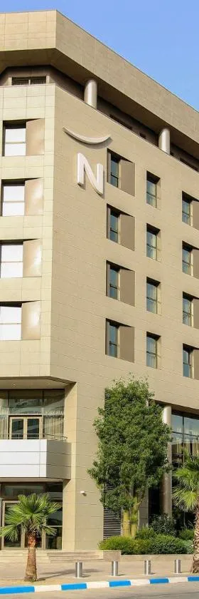 Novotel Tunis Lac，位于突尼斯的酒店