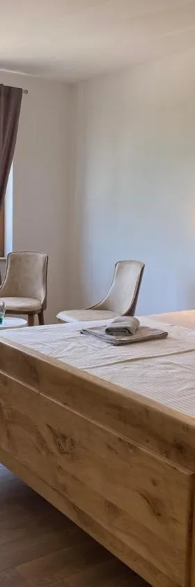 Motel Vujeva，位于利夫诺的酒店