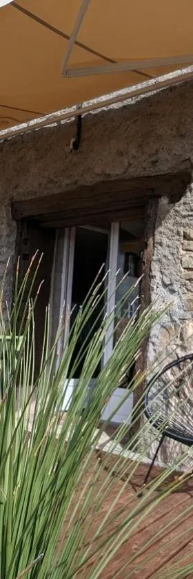 Gite du Domaine de la Verrerie，位于Nollieux的酒店